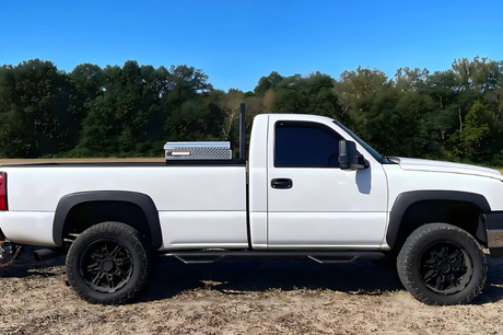 New to Towing? How to Safely Drive a Pickup with a Trailer and Why You Need Towing Mirrors